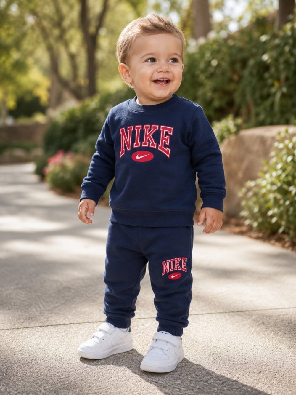 NWT Nike Baby Boy 2-Piece Jogger Set Navy Red 12M